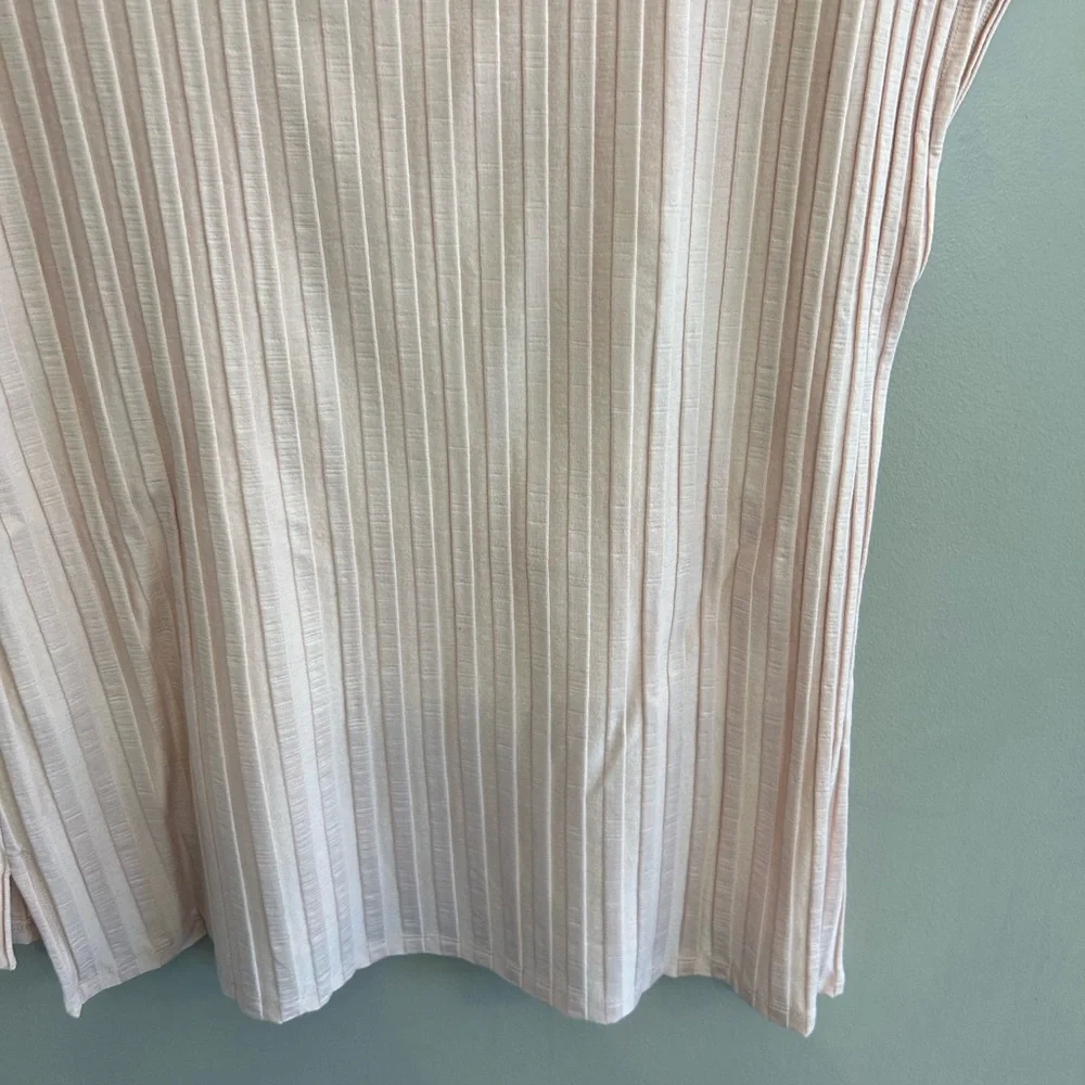 Eileen Fisher large ribbed crew neck top in soft blush pink